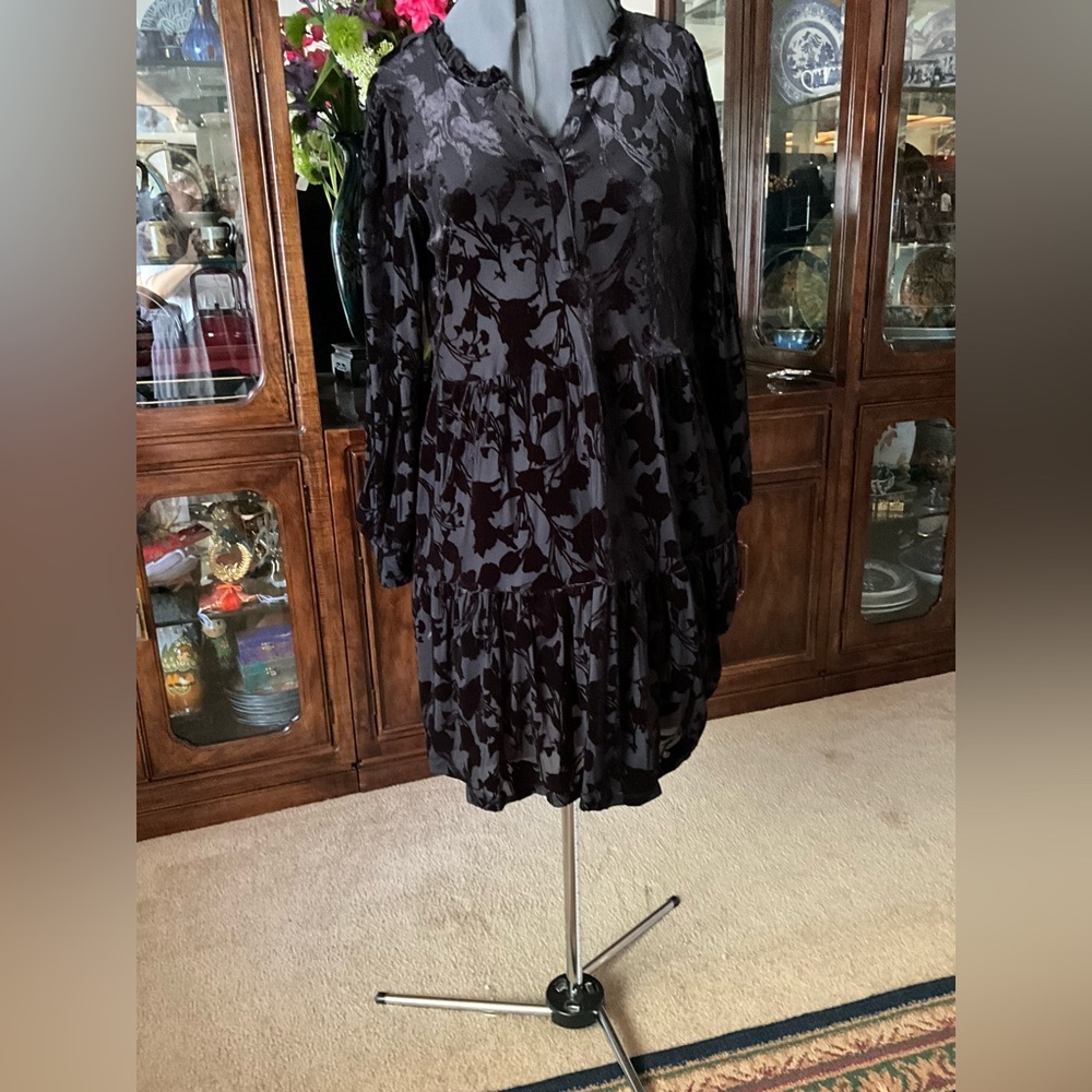 Long Sleeve Black Floral Burnout Velvet Dress